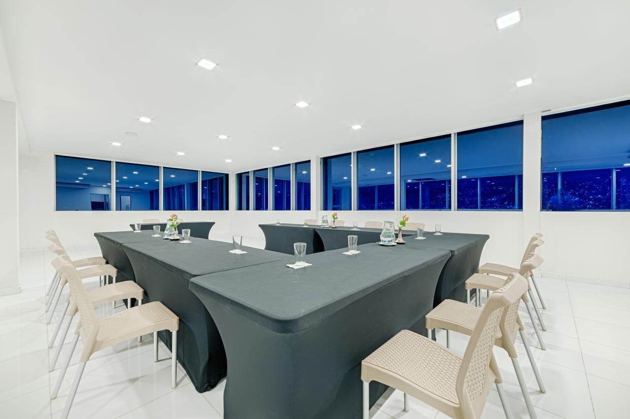 קאלי Hotel Blue 66 מראה חיצוני תמונה